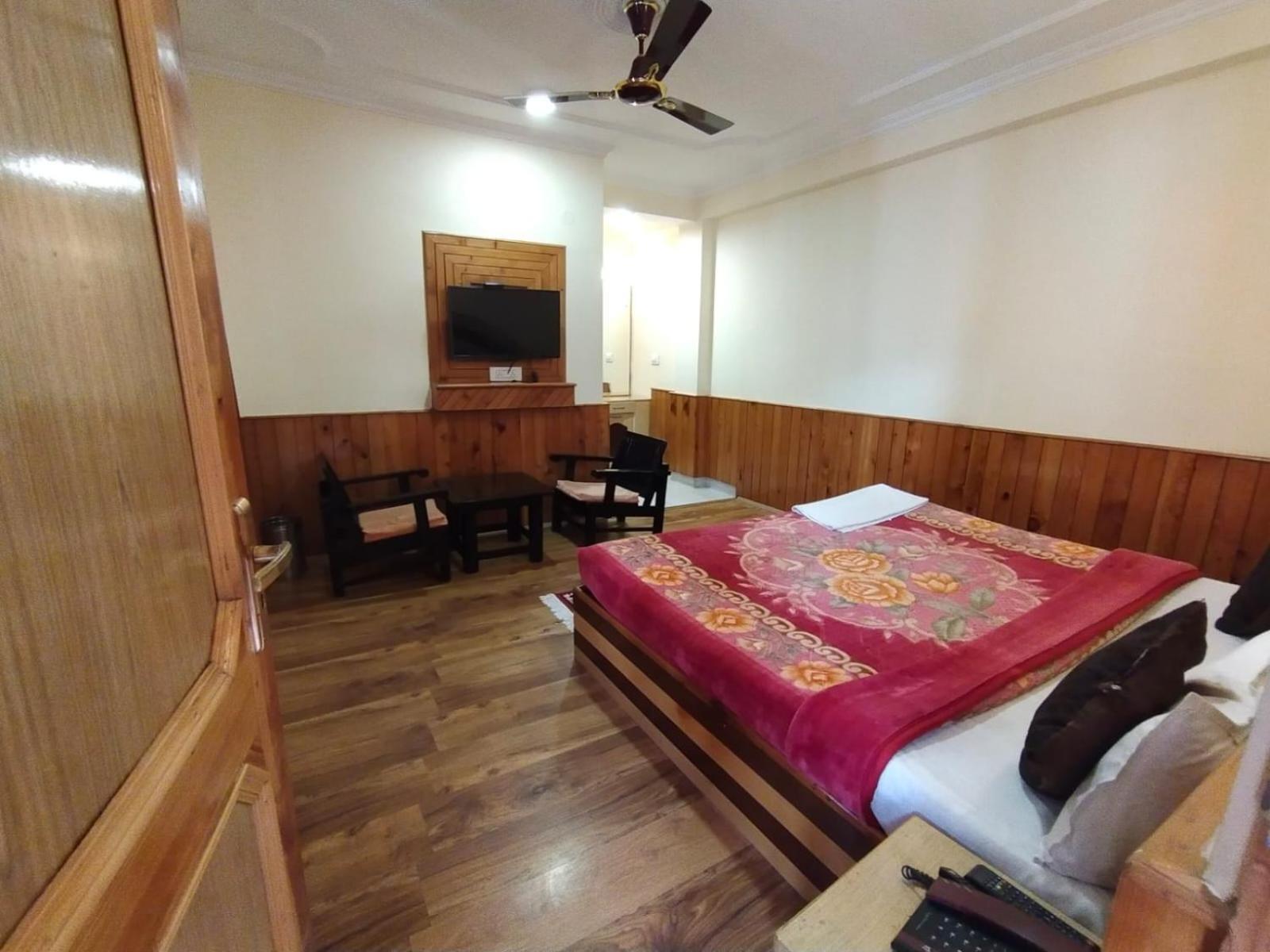 Hotel Trpotels Kanyal Road At Manali (Himachal Pradesh)