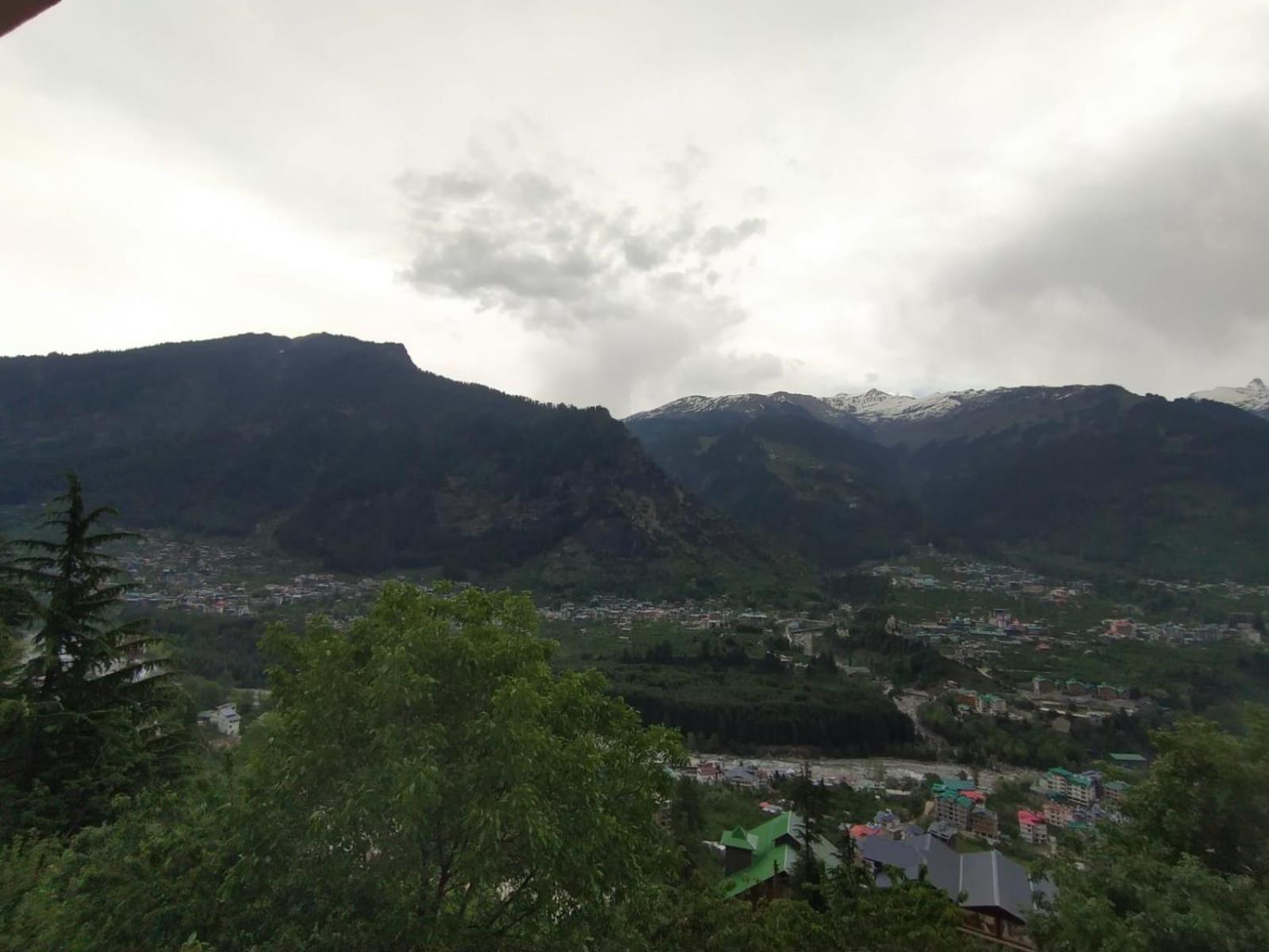 Hotel Trpotels Kanyal Road At Manali (Himachal Pradesh)