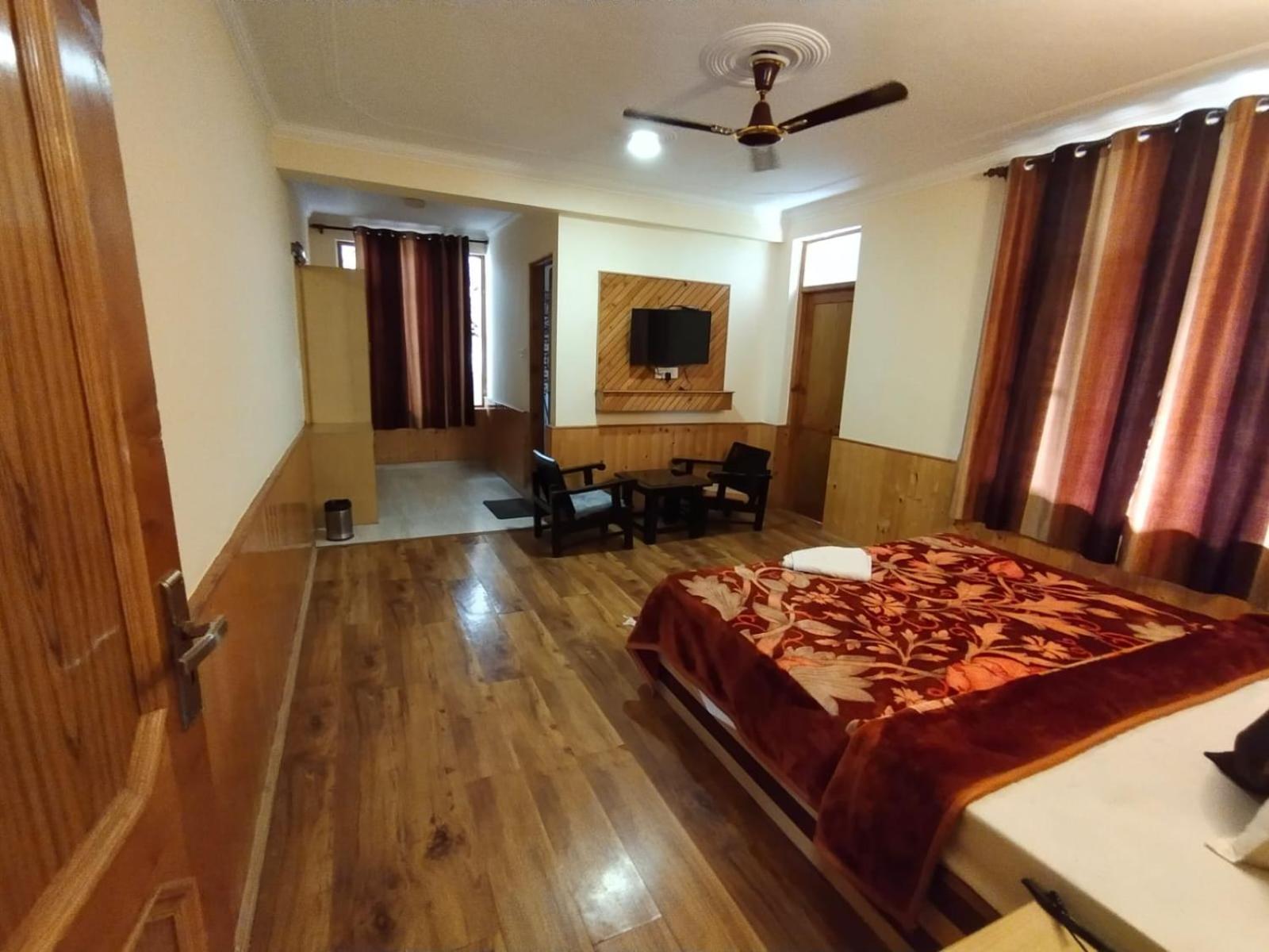 Trpotels Kanyal Road At Hotel Manali (Himachal Pradesh)