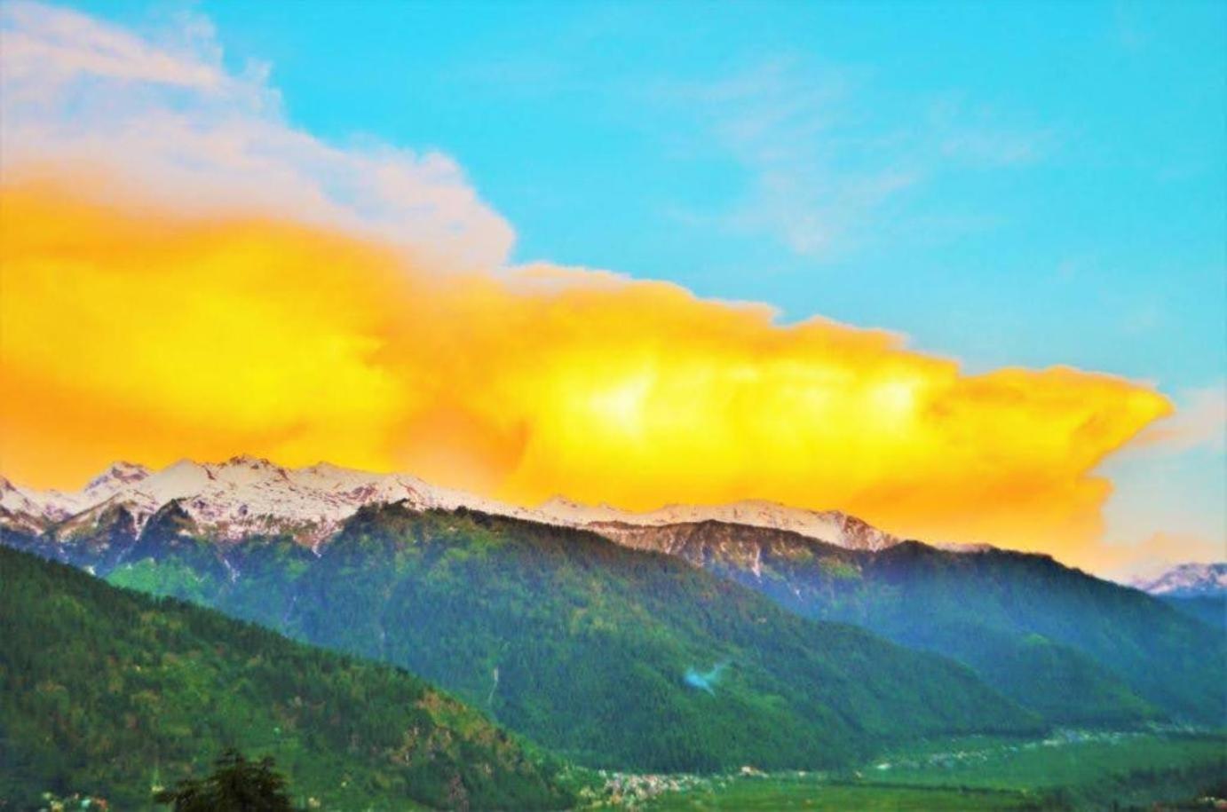 Hotel Trpotels Kanyal Road At Manali (Himachal Pradesh)